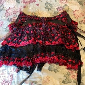 Sexy Woman’s Bustle of Leather/Lace, tie front